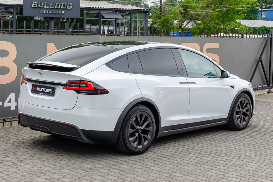 Продам Tesla Model X Long Range 2023 года в Киеве