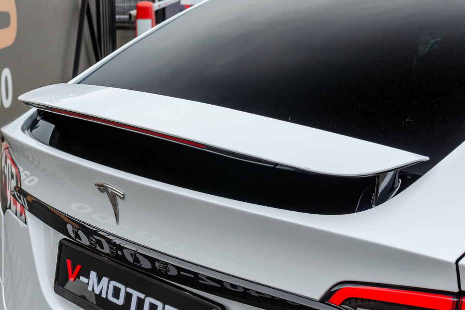 Продам Tesla Model X Long Range 2023 года в Киеве