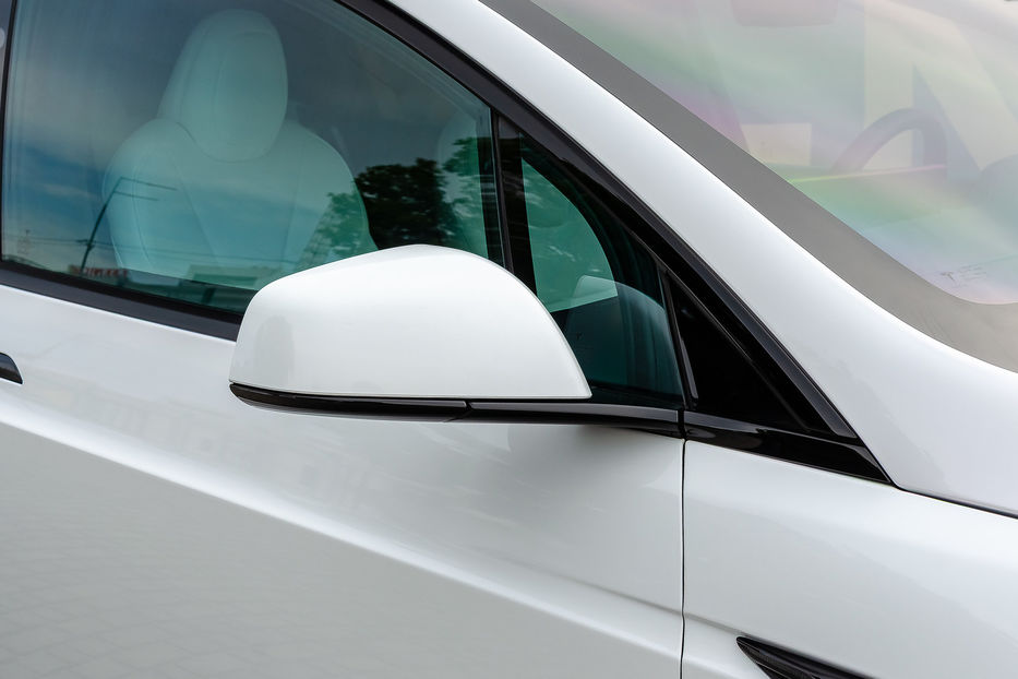 Продам Tesla Model X Long Range 2023 года в Киеве
