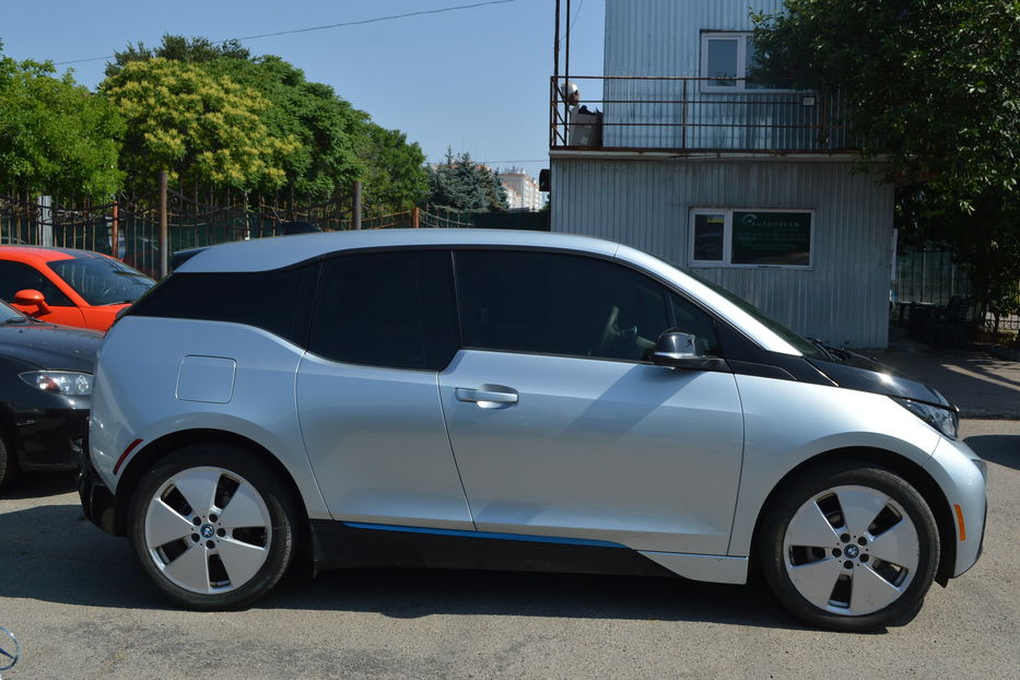 Продам BMW I3 2015 года в Одессе