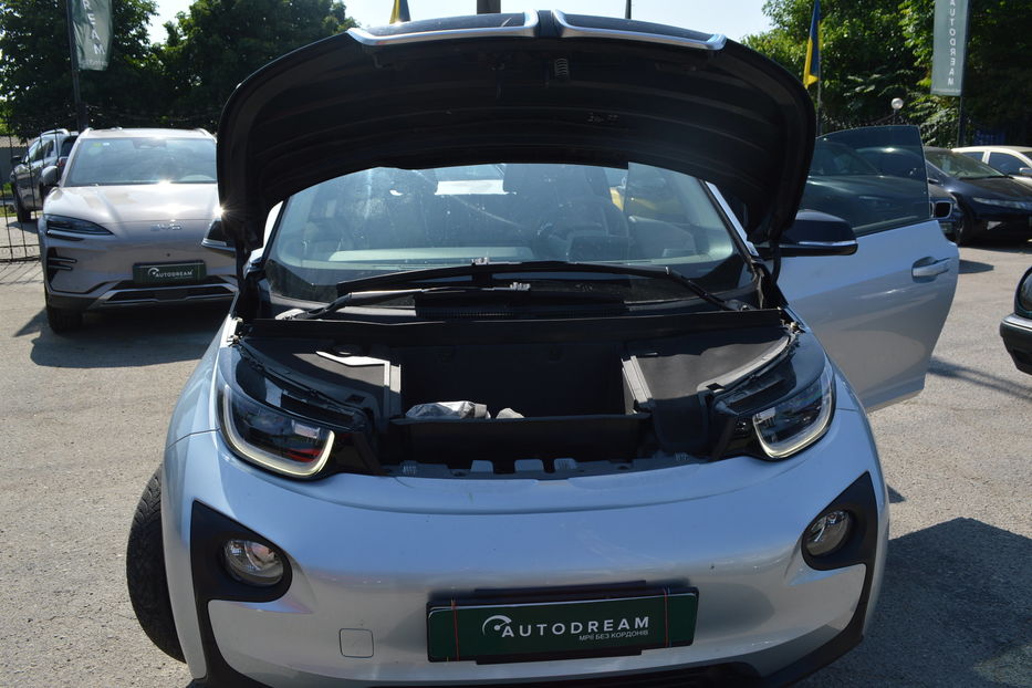 Продам BMW I3 2015 года в Одессе