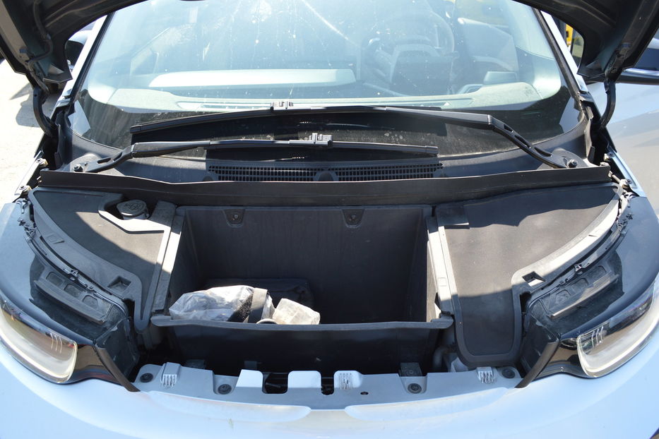 Продам BMW I3 2015 года в Одессе