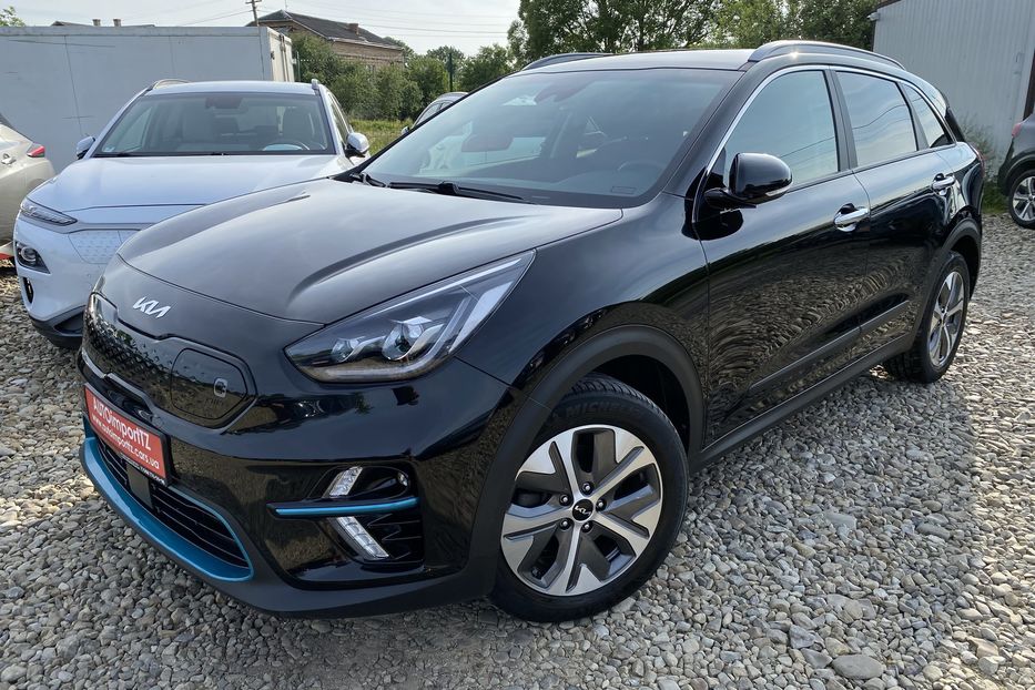 Продам Kia Niro 64кВт Макс.компл.Prestige 2022 года в Львове