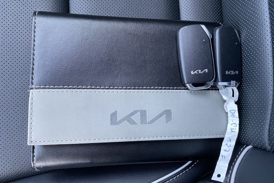 Продам Kia Niro 64кВт Макс.компл.Prestige 2022 года в Львове