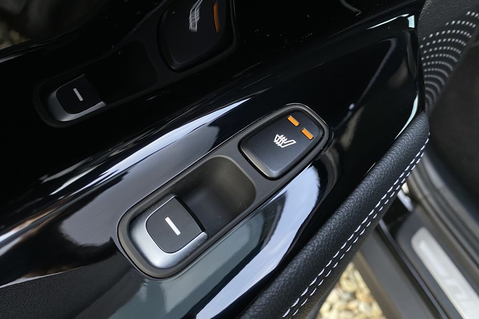 Продам Kia Niro 64кВт Макс.компл.Prestige 2022 года в Львове