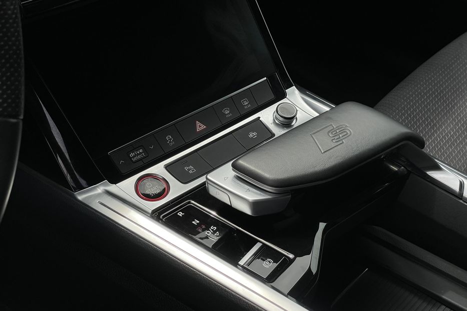 Продам Audi E-Tron e-tron S 370kW 2022 года в Львове