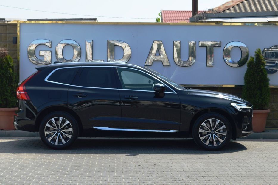 Продам Volvo XC60 MHEV 2023 года в Одессе