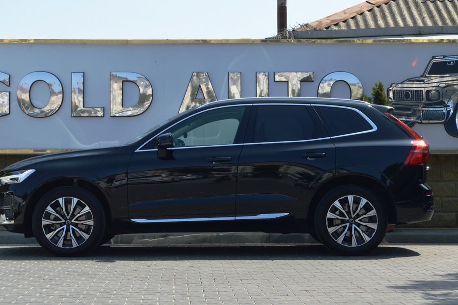 Продам Volvo XC60 MHEV 2023 года в Одессе