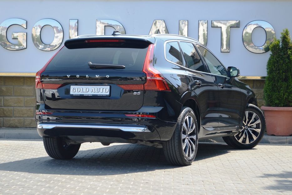 Продам Volvo XC60 MHEV 2023 года в Одессе