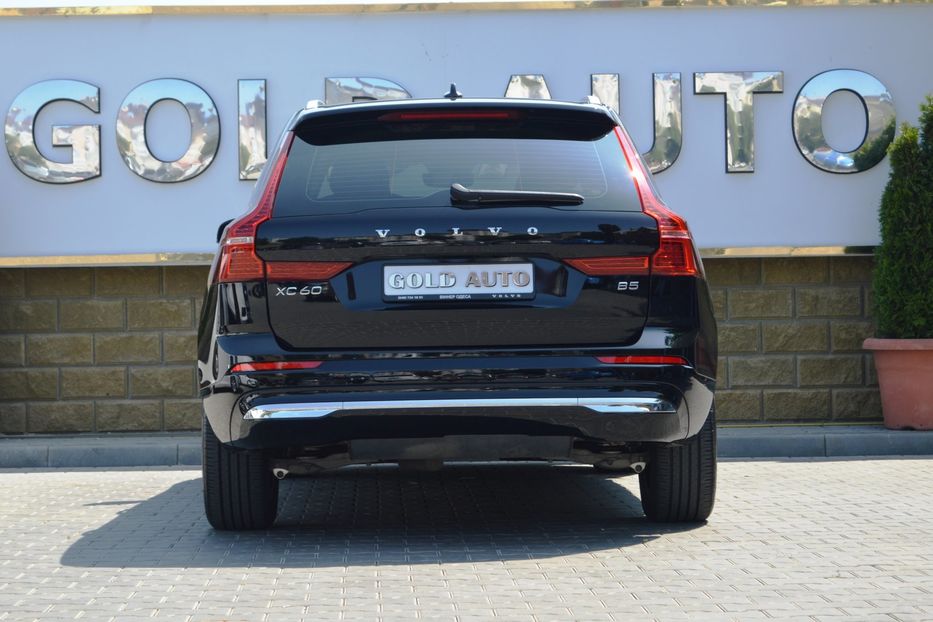 Продам Volvo XC60 MHEV 2023 года в Одессе
