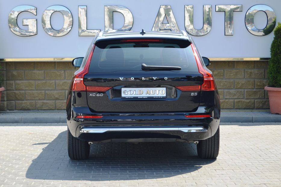 Продам Volvo XC60 MHEV 2023 года в Одессе