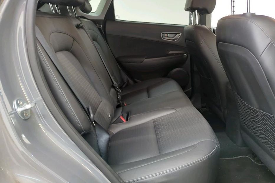 Продам Hyundai Kona Premium 64kW Rest 3 Phase 2020 года в Тернополе