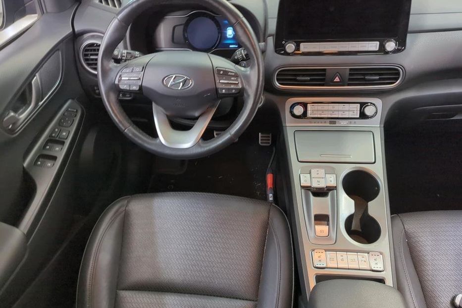 Продам Hyundai Kona Premium 64kW Rest 3 Phase 2020 года в Тернополе