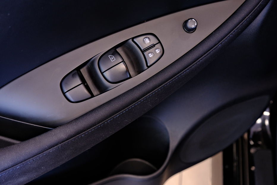 Продам Nissan Leaf 2021 года в Одессе
