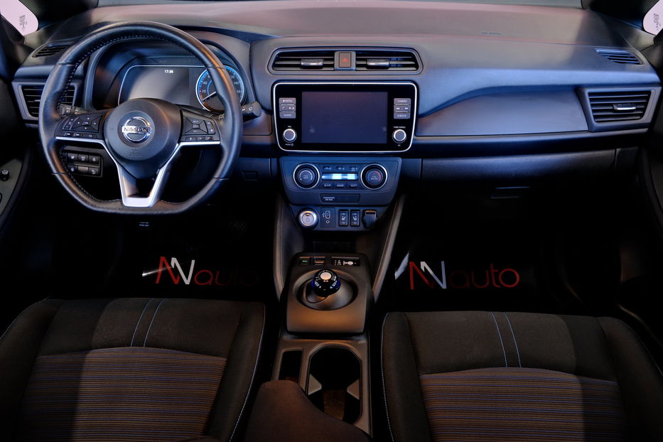 Продам Nissan Leaf 2021 года в Одессе