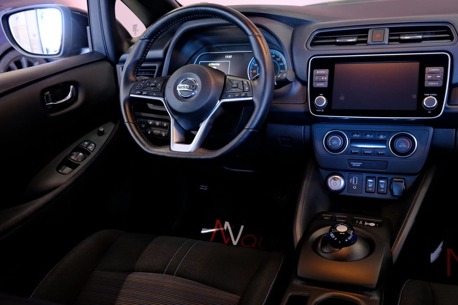 Продам Nissan Leaf 2021 года в Одессе