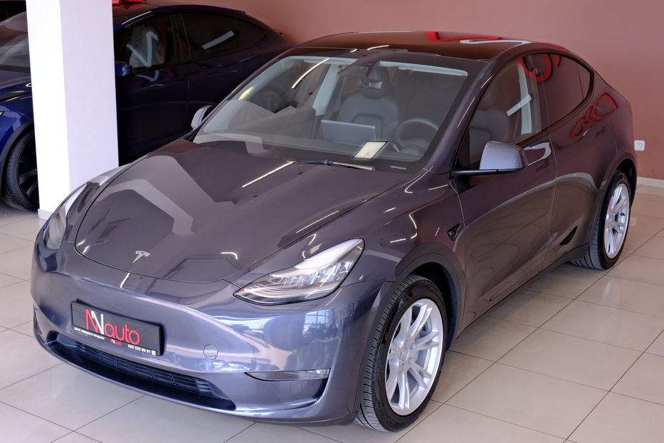 Продам Tesla Model Y Long Range 2022 года в Одессе