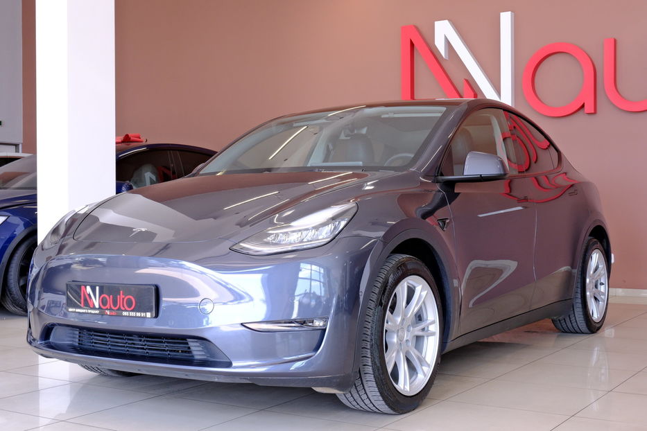 Продам Tesla Model Y Long Range 2022 года в Одессе