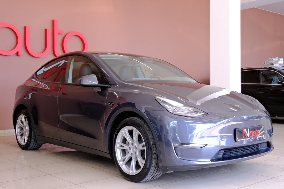 Продам Tesla Model Y Long Range 2022 года в Одессе
