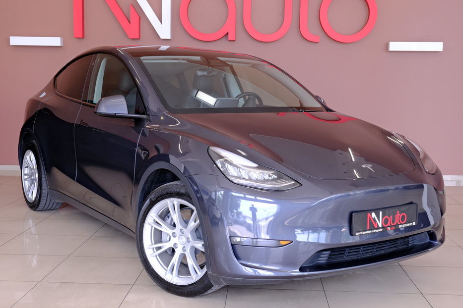 Продам Tesla Model Y Long Range 2022 года в Одессе