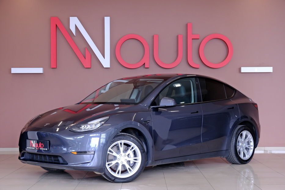 Продам Tesla Model Y Long Range 2022 года в Одессе
