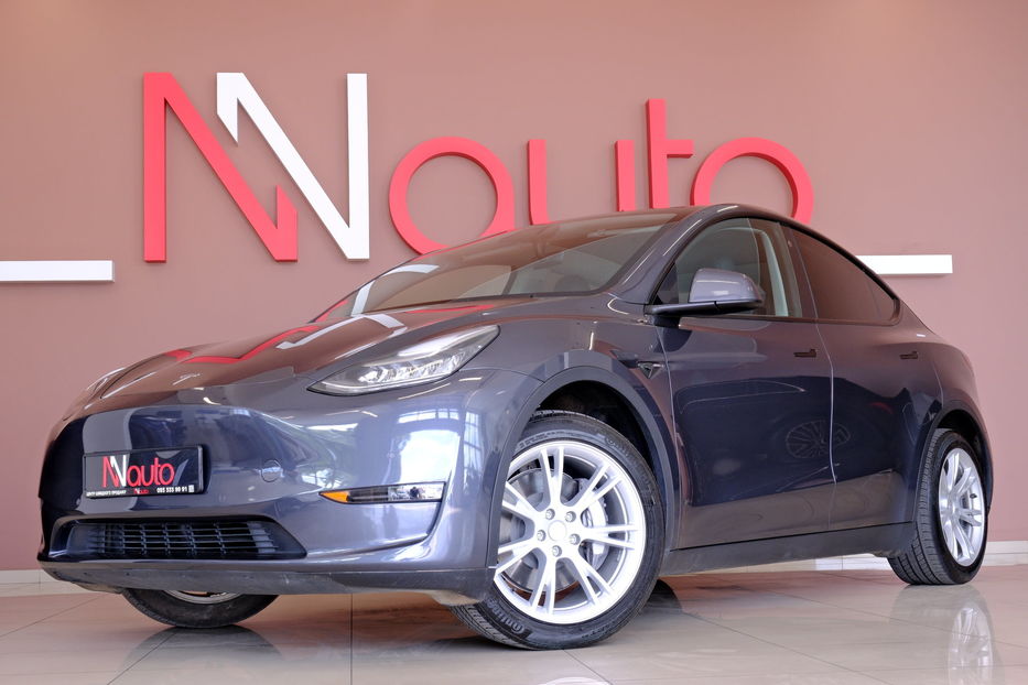Продам Tesla Model Y Long Range 2022 года в Одессе