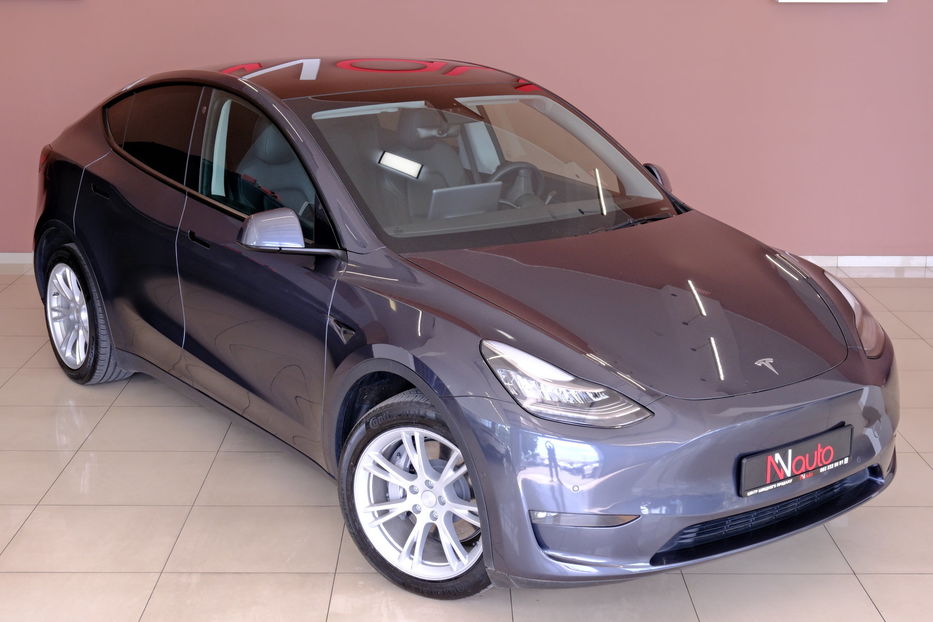 Продам Tesla Model Y Long Range 2022 года в Одессе