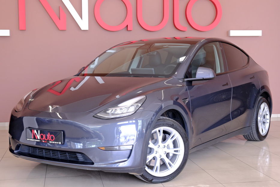 Продам Tesla Model Y Long Range 2022 года в Одессе