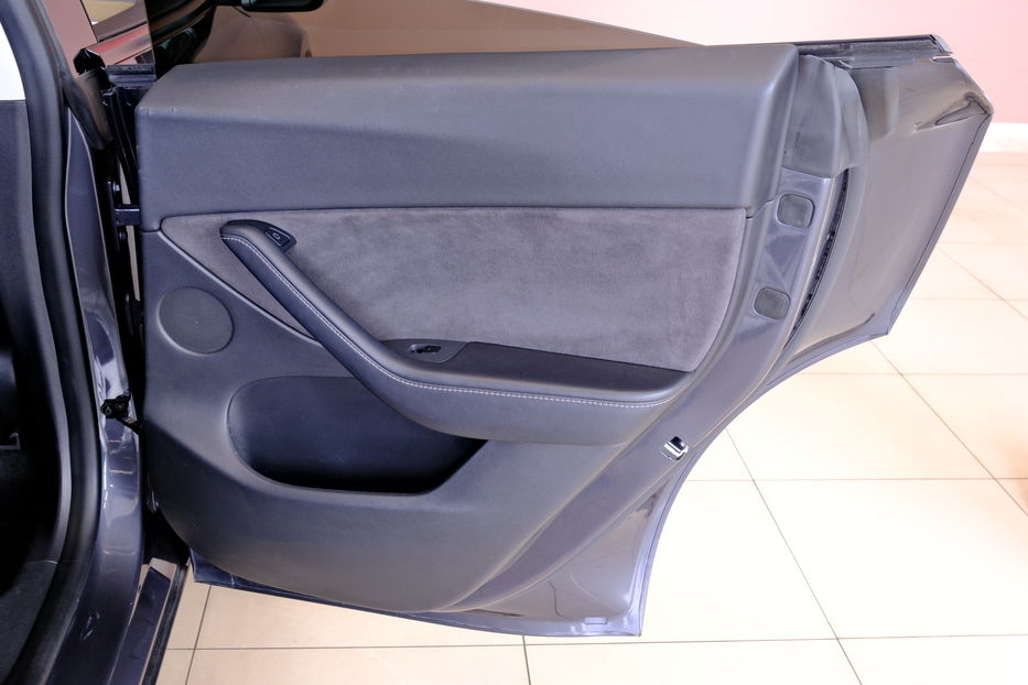 Продам Tesla Model Y Long Range 2022 года в Одессе
