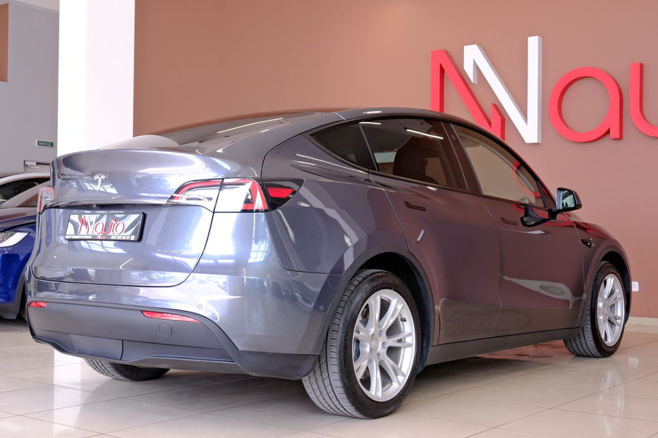 Продам Tesla Model Y Long Range 2022 года в Одессе