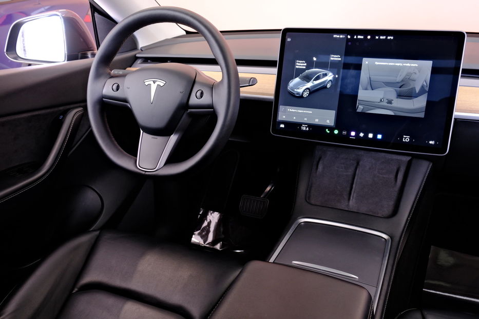 Продам Tesla Model Y Long Range 2022 года в Одессе