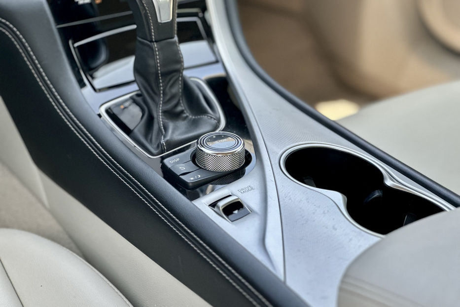 Продам Infiniti Q50 2019 года в Киеве