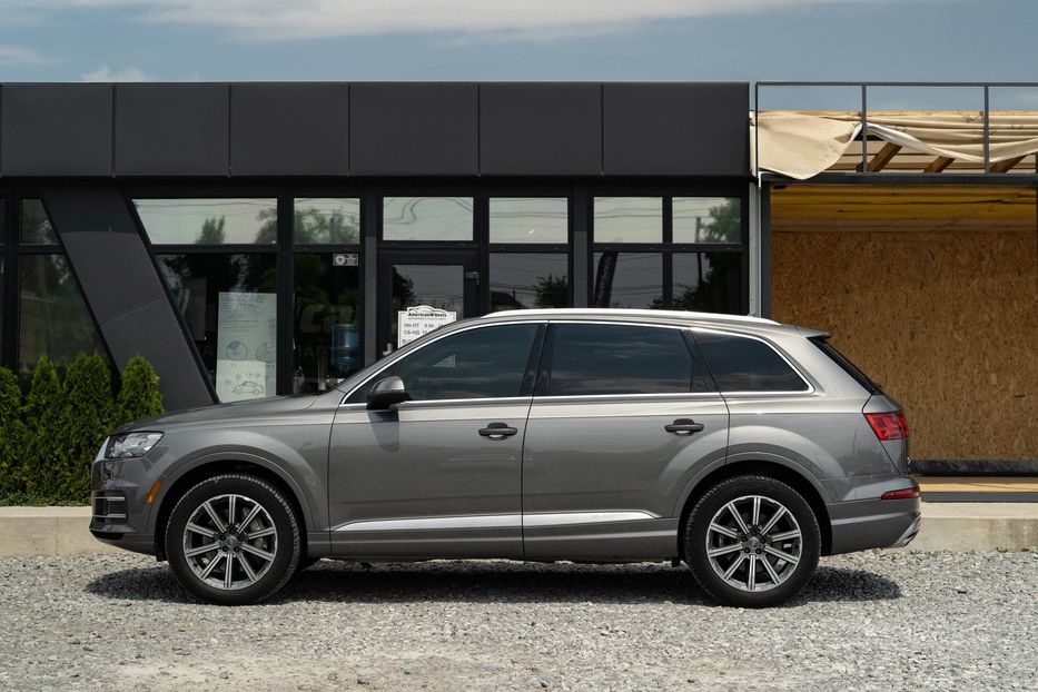 Продам Audi Q7 Premium Plus 2017 года в Черновцах