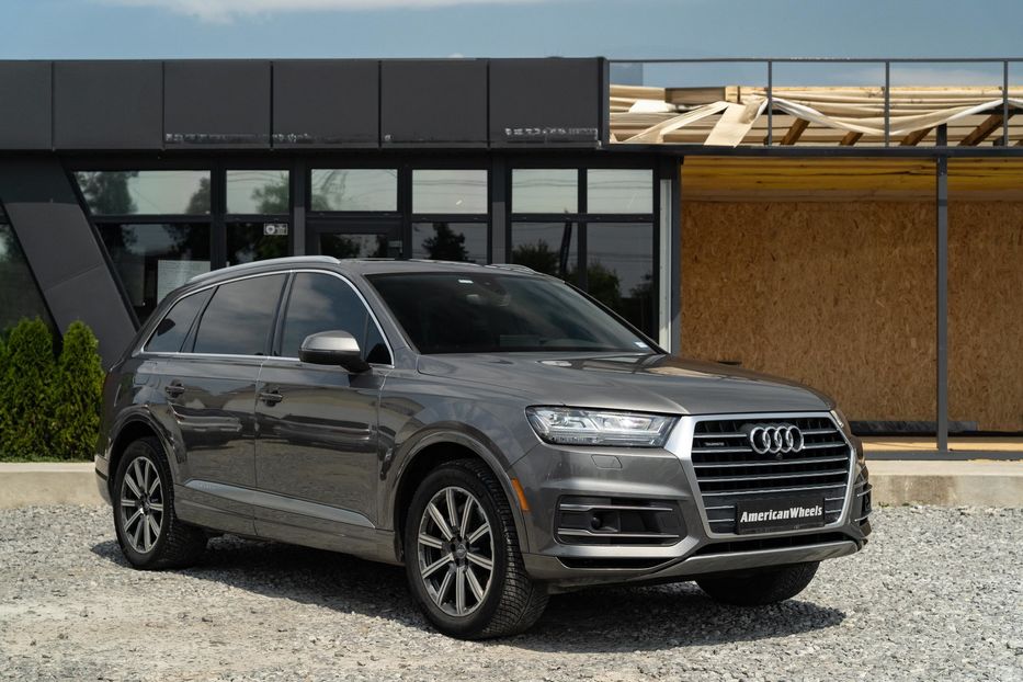 Продам Audi Q7 Premium Plus 2017 года в Черновцах