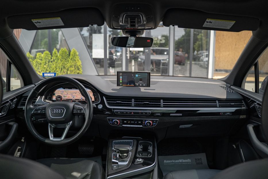 Продам Audi Q7 Premium Plus 2017 года в Черновцах