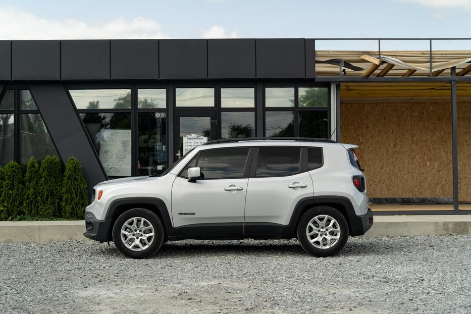 Продам Jeep Renegade Latitude 2015 года в Черновцах