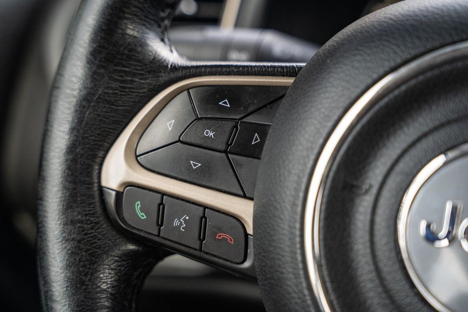 Продам Jeep Renegade Latitude 2015 года в Черновцах