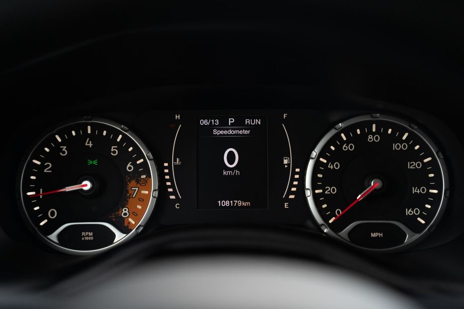 Продам Jeep Renegade Latitude 2015 года в Черновцах