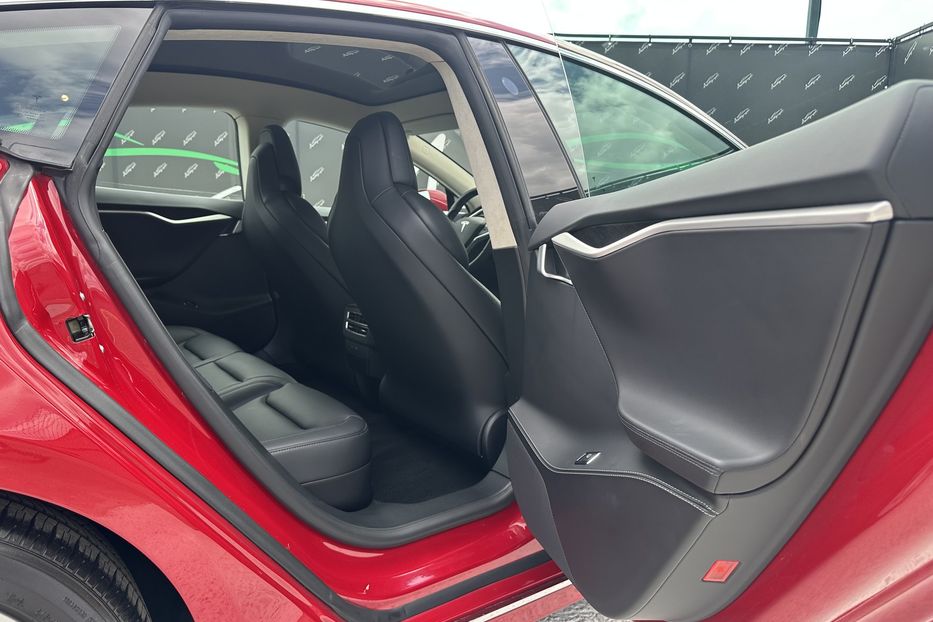 Продам Tesla Model S 75D 2018 года в Киеве