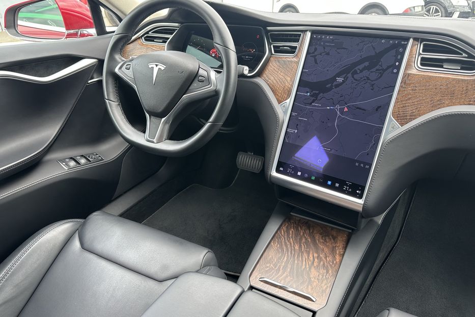 Продам Tesla Model S 75D 2018 года в Киеве