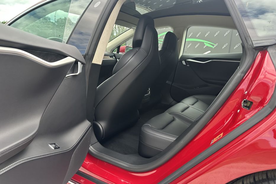 Продам Tesla Model S 75D 2018 года в Киеве