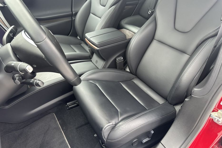 Продам Tesla Model S 75D 2018 года в Киеве