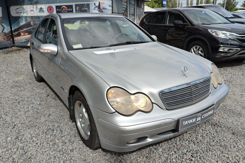 Продам Mercedes-Benz C-Class 2001 года в Киеве