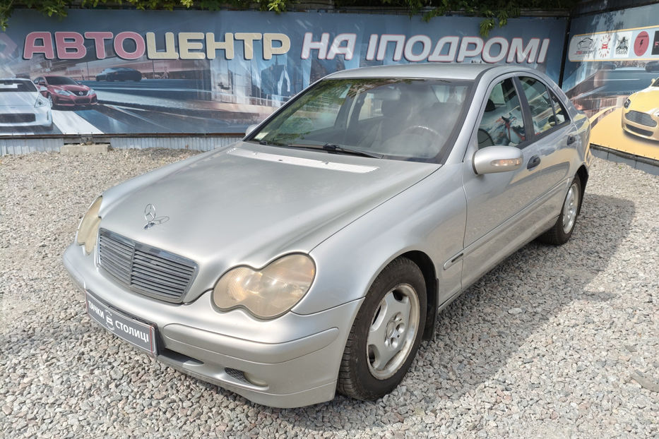 Продам Mercedes-Benz C-Class 2001 года в Киеве