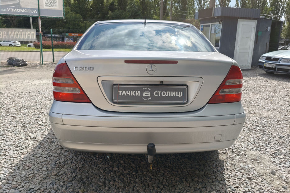 Продам Mercedes-Benz C-Class 2001 года в Киеве