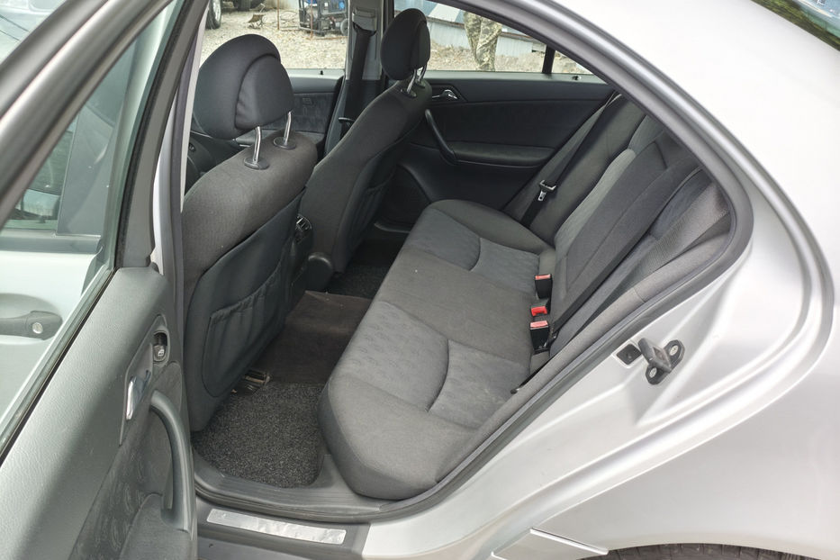 Продам Mercedes-Benz C-Class 2001 года в Киеве