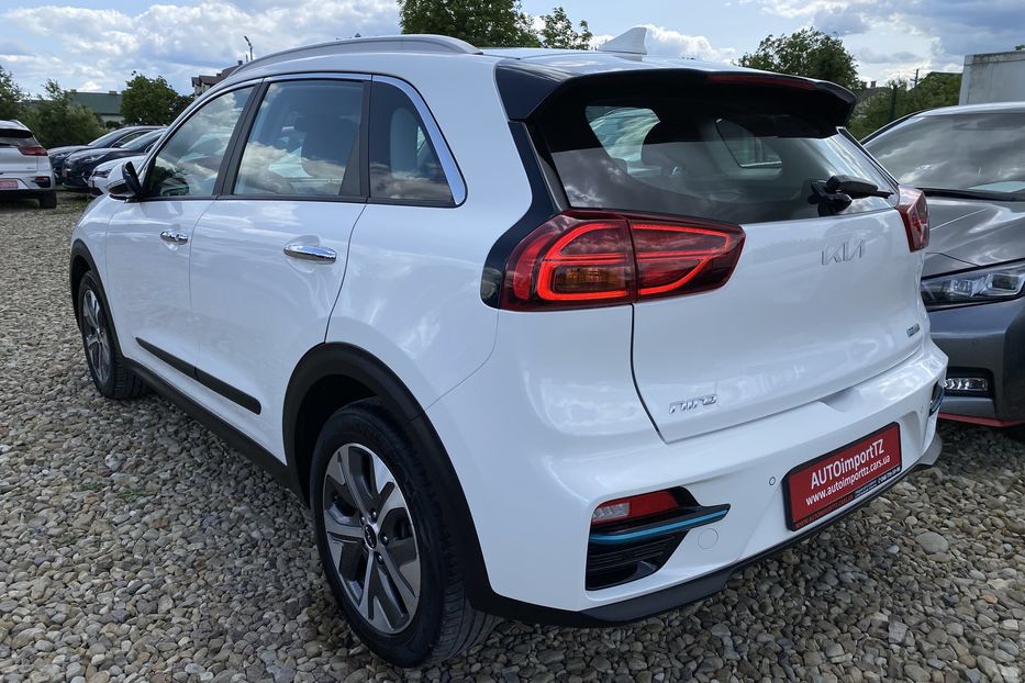 Продам Kia Niro 64кВт РЕЗЕРВ 2022 года в Львове