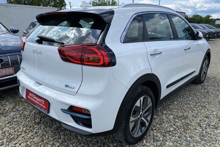 Продам Kia Niro 64кВт РЕЗЕРВ 2022 года в Львове