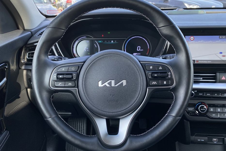Продам Kia Niro 64кВт РЕЗЕРВ 2022 года в Львове