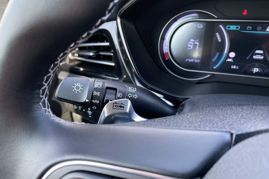 Продам Kia Niro 64кВт РЕЗЕРВ 2022 года в Львове